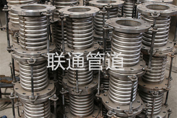 管道久久夜色撩人精品国产小说起什么作用