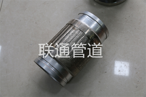 直埋久久夜色撩人精品国产小说安装图方向