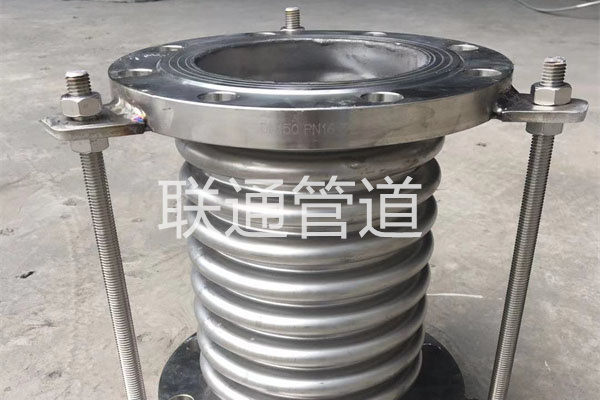 不锈钢衬氟久久夜色撩人精品国产小说