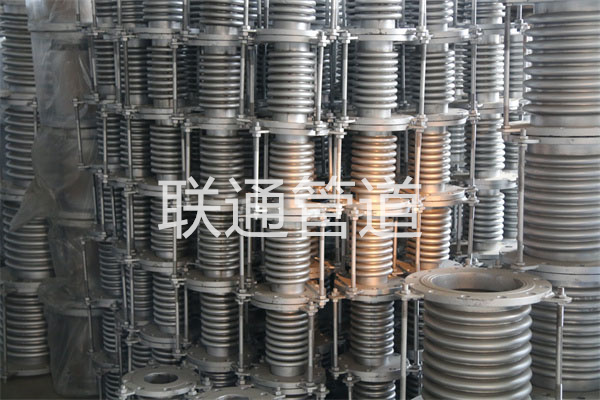 横向型久久夜色撩人精品国产小说原理