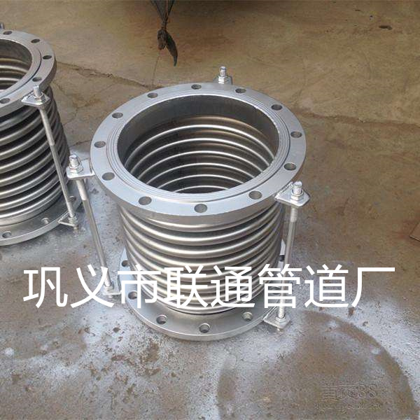 套筒波纹久久夜色撩人精品国产小说现货